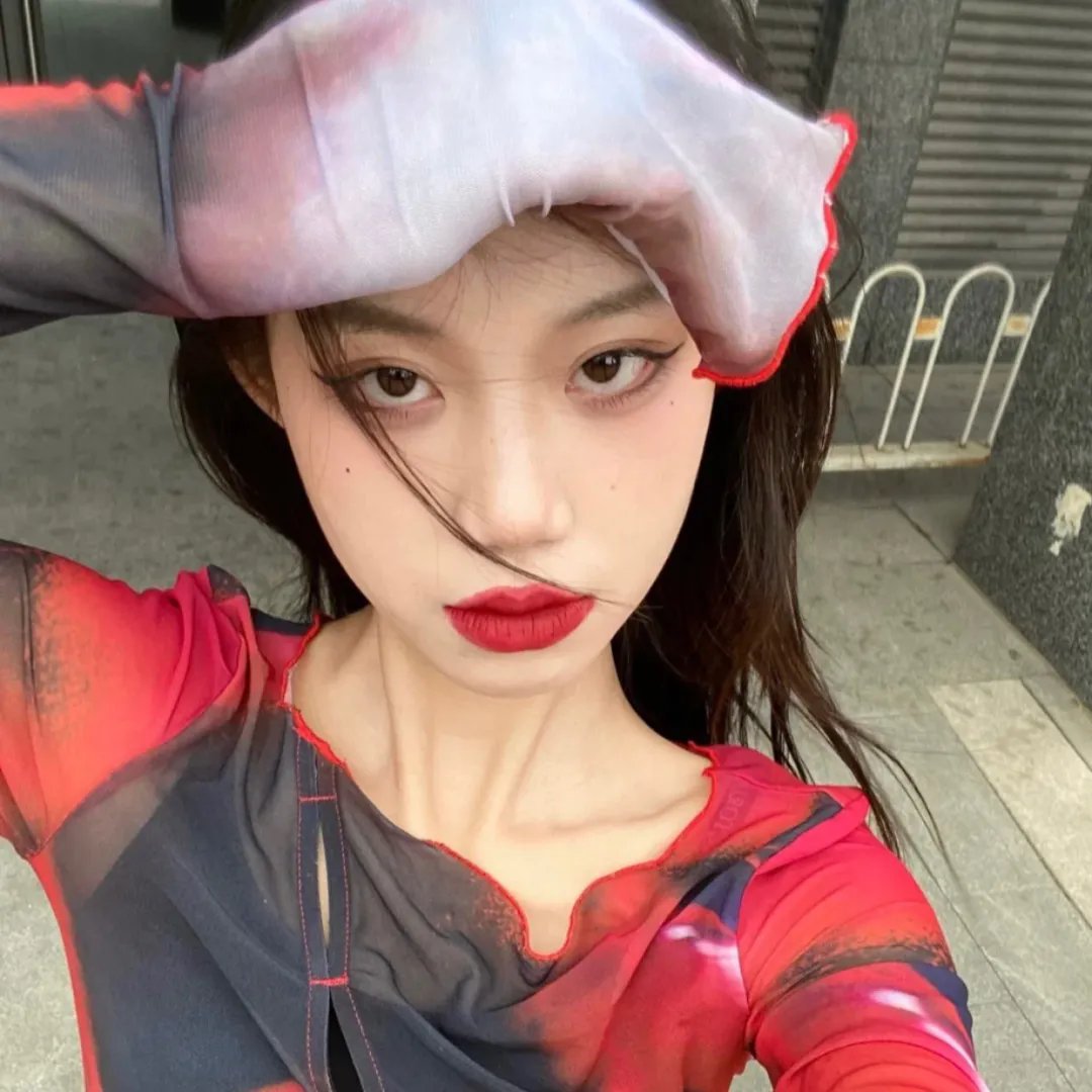 两位女巫 在线观看封面